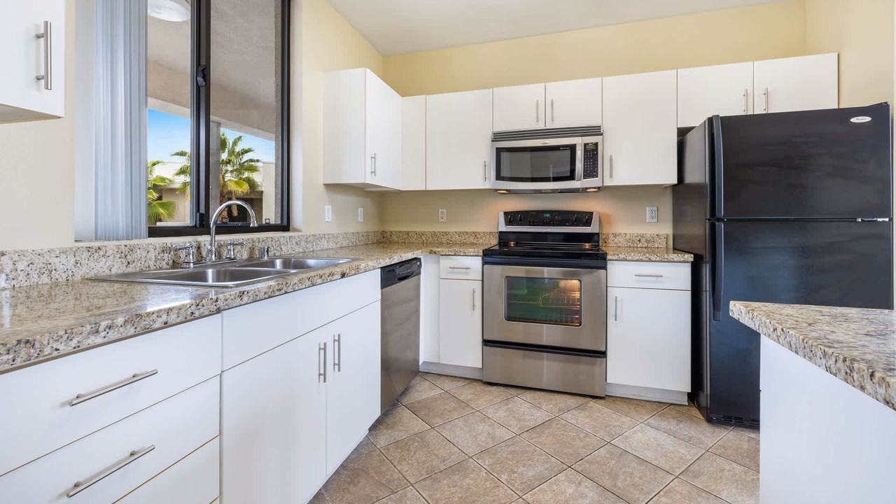 Mozaic at Union Station - Photo 7 of 50