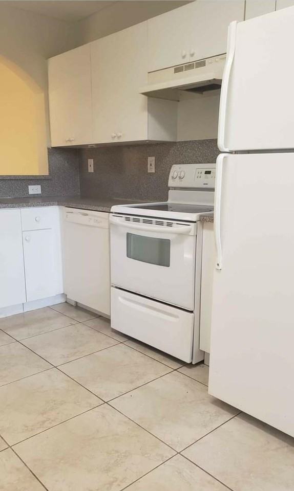 Monterey - Photo 2 of 13