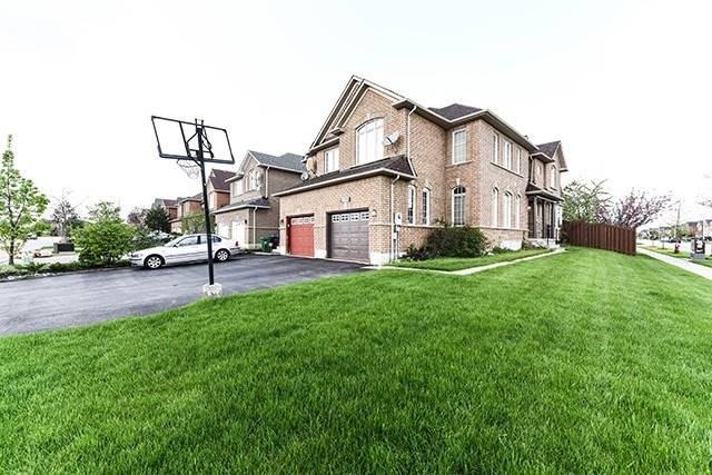 5994 Stonebriar Crescent - Photo 2 of 27