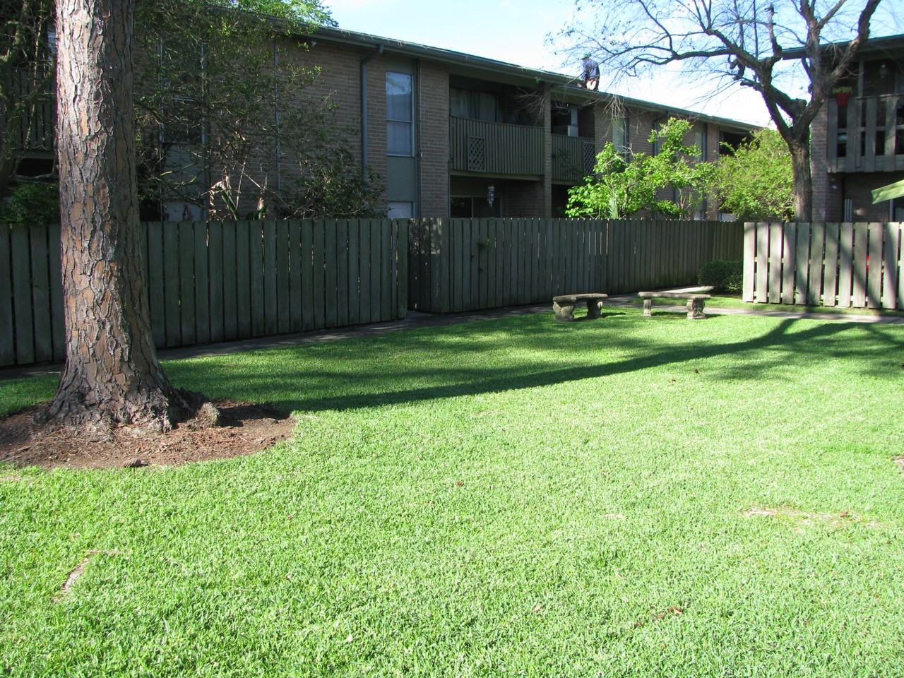 2800 July Street #35 - Photo 4 of 14