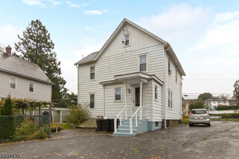 90 Main Street - Photo 2 of 29