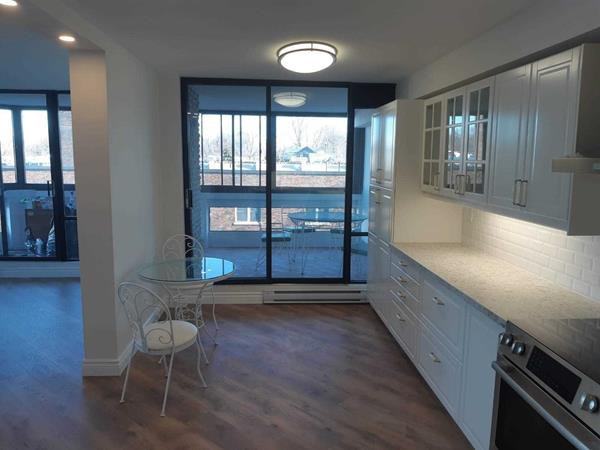 240 Heath Street West #403 - Photo 2 of 21