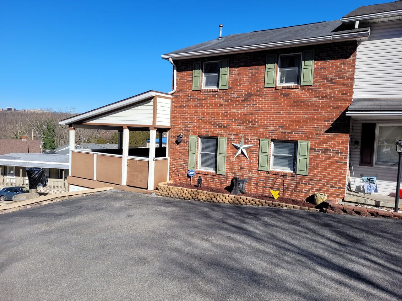 151 Falling Leaf Lane, Westover, WV 26501 3 Bedroom Apartment for