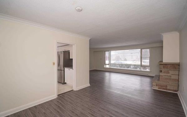 41 Heathcote Avenue - Photo 3 of 33