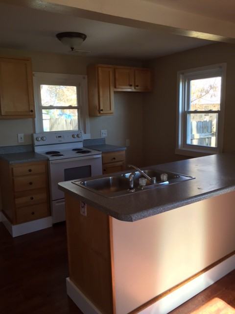 126 E Vine St #1 - Photo 4 of 14