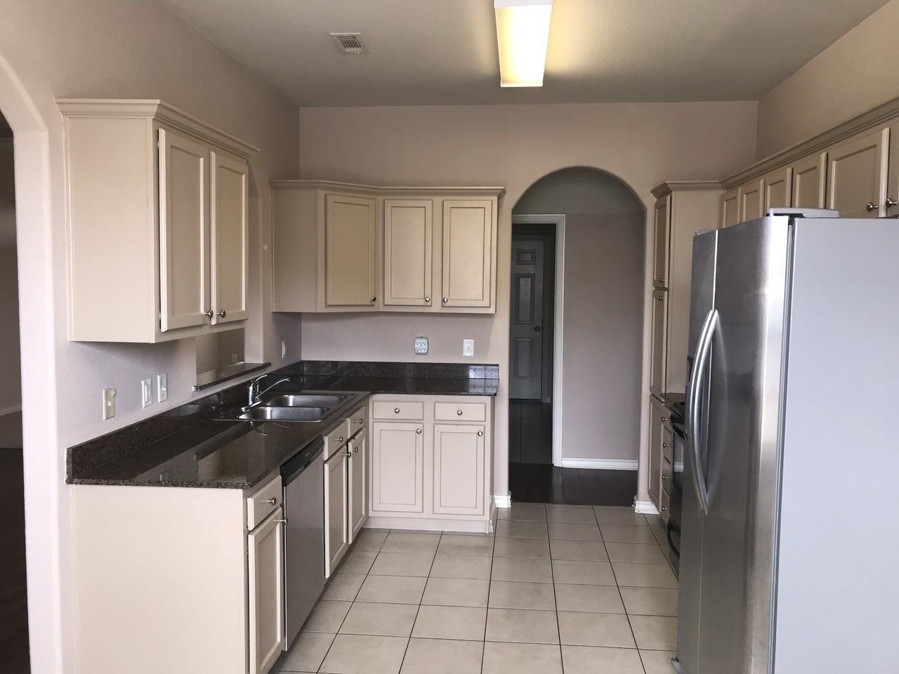 460 Novarra Dr #1 - Photo 5 of 7