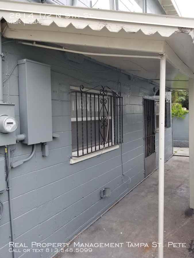 2814 1/2 N 9th St - Photo 2 of 19