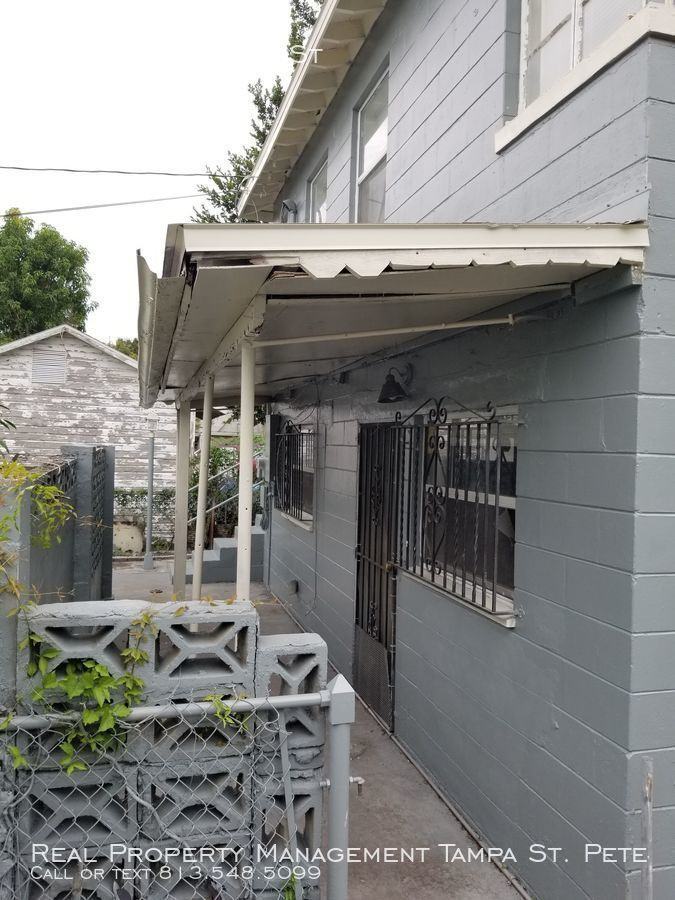 2814 1/2 N 9th St - Photo 3 of 19