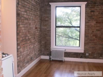 649 E 9th St #B4