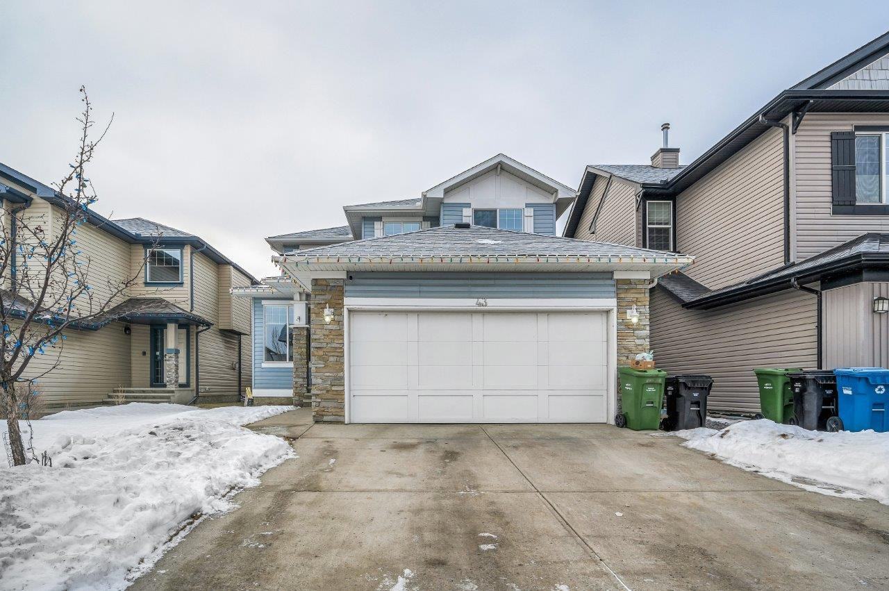 43 Brightonstone Grove Se - Photo 3 of 40