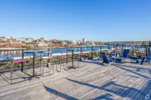 featured image of 3272 Fuhrman Ave E