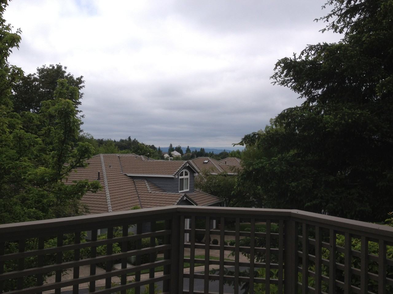 9826 Northwest Silver Ridge Loop - Photo 4 of 11