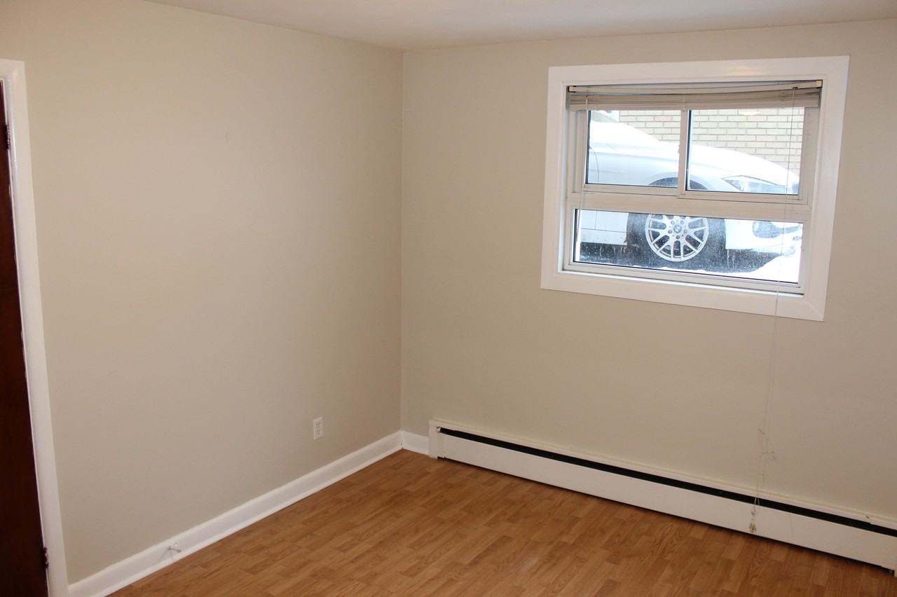 290 Saint Denis Street #1 - Photo 6 of 12