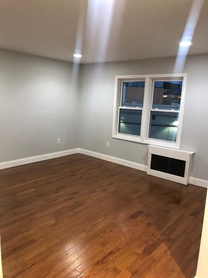 138-47 233rd Street - Photo 2 of 4