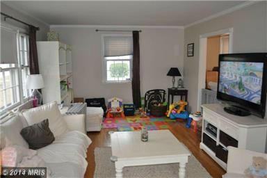 504 Sudbury Rd - Photo 2 of 12