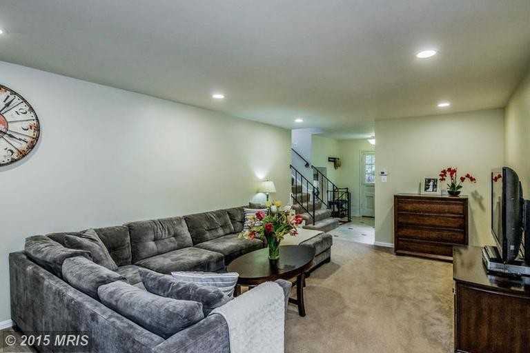 3117 Wynford Dr - Photo 3 of 25