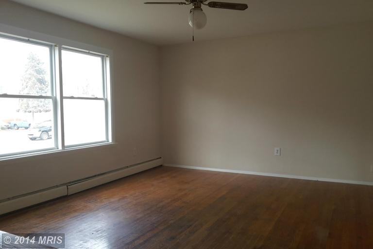 3907 Forestdale Ave - Photo 3 of 16