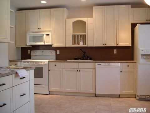 4 Laurel Dr - Photo 2 of 5