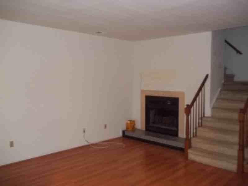 78 Academy Ct - Photo 3 of 24