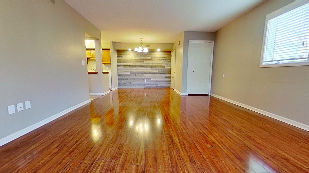 173 Pinewood Cir #173 - Photo 2 of 15