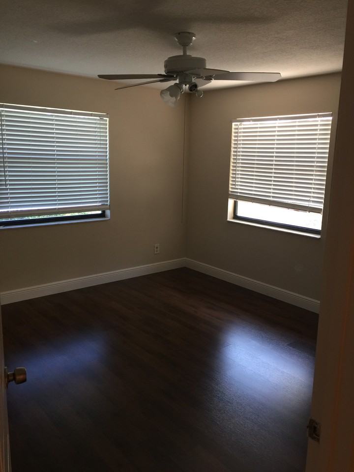 11321 Torchwood Court - Photo 5 of 27