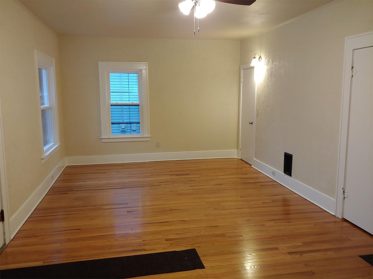 358 Wadsworth St #1 - Photo 3 of 23