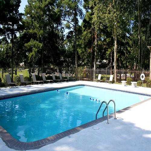 3175 Robinson St - Photo 2 of 10