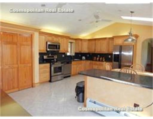 248 Lynn Fells Pkwy - Photo 2 of 16