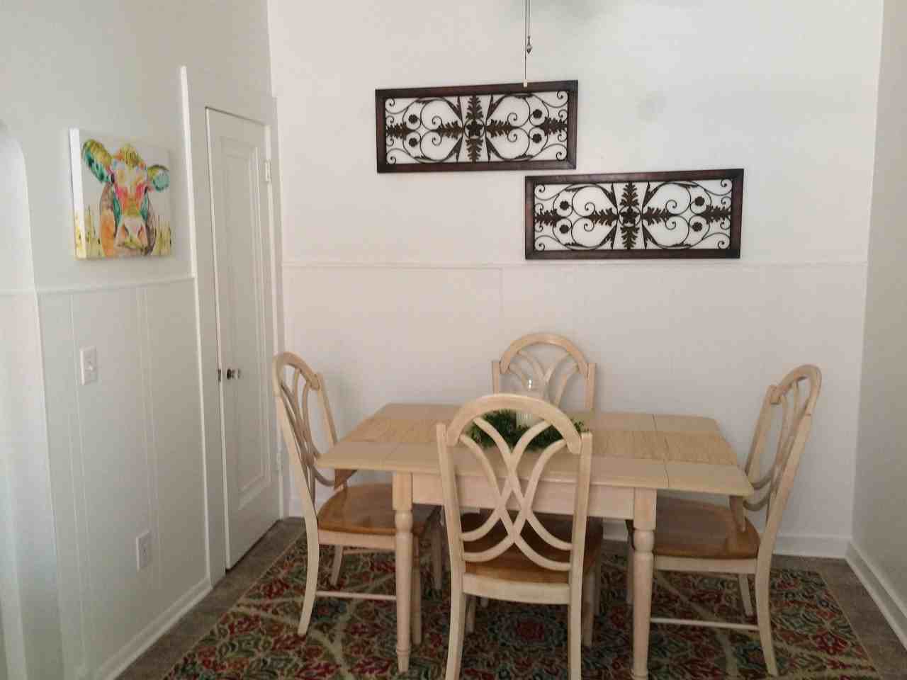 1532 Burney LaneApt 4 #4 - Photo 6 of 24