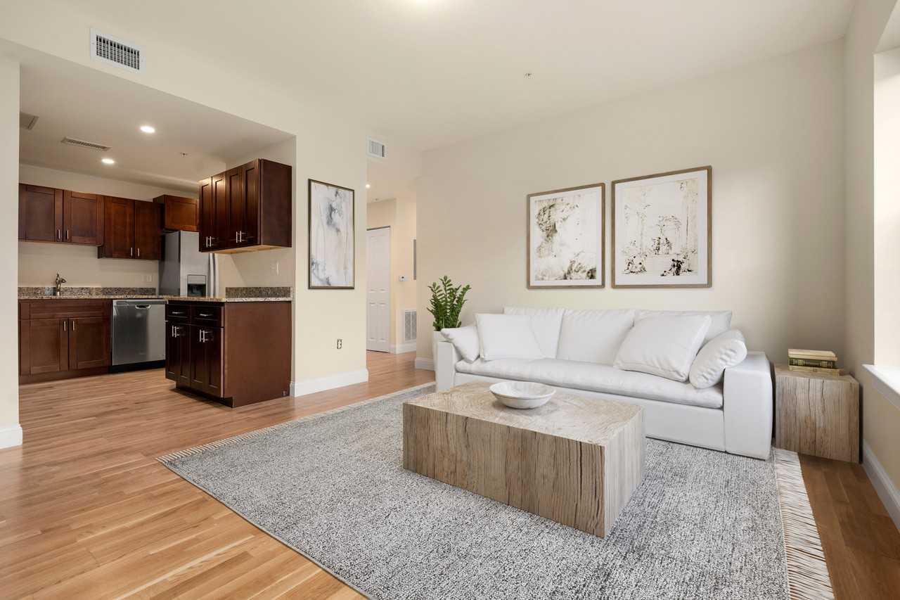 16 Peterborough - Photo 2 of 12