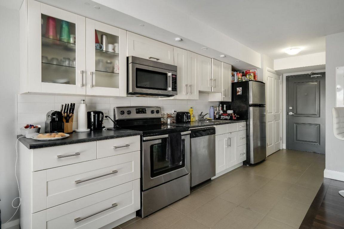 164 Main Street - Photo 3 of 17
