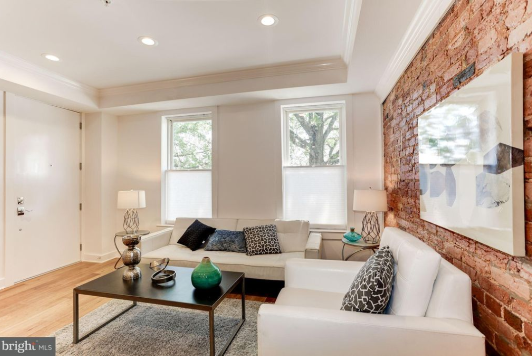 1308 L St Se #2 - Photo 3 of 16