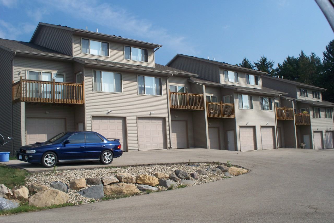 5208 Paulson Road - Photo 2 of 9