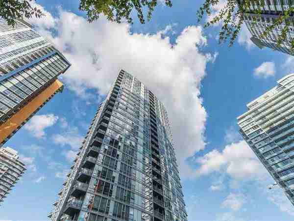 131 Regiment Square #90*