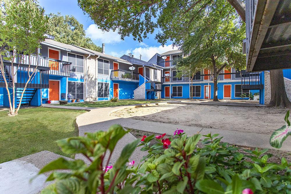 Villa Encanto {20211025} - Photo 2 of 19