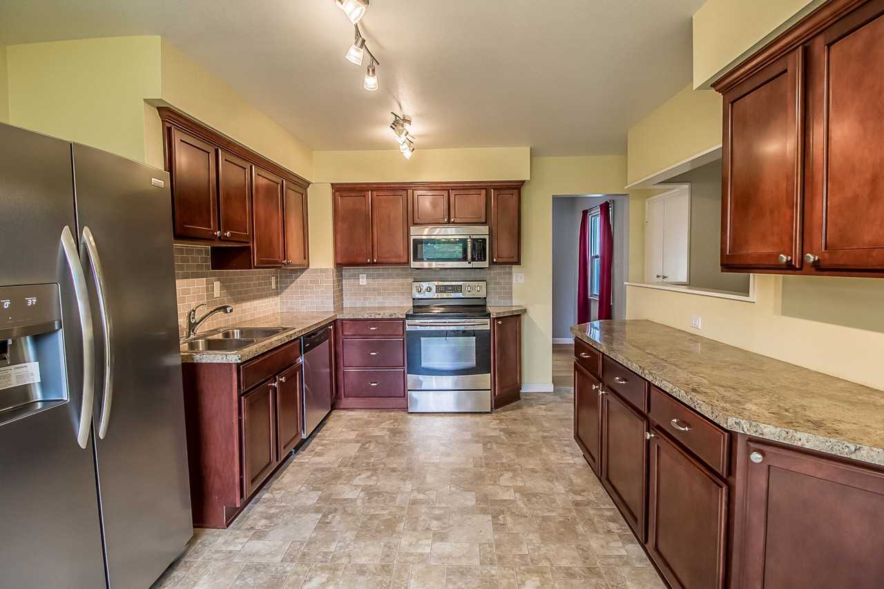 10111 N Whittier St #1 - Photo 3 of 17