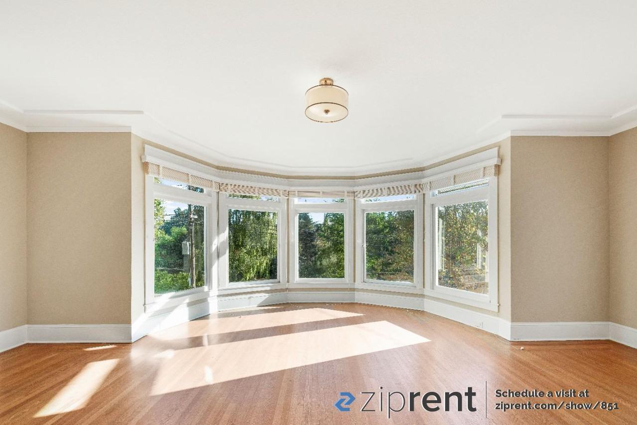 806 Rosemount Rd - Photo 2 of 20