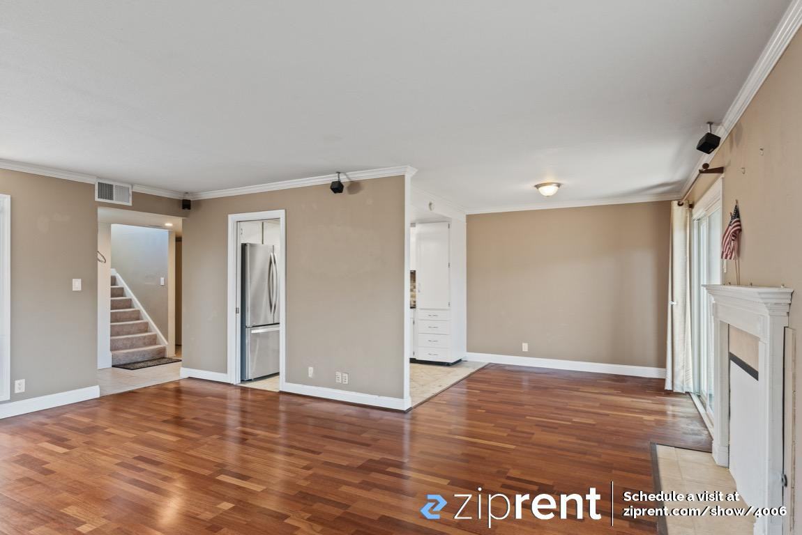 832 Rigel Ln - Photo 3 of 20