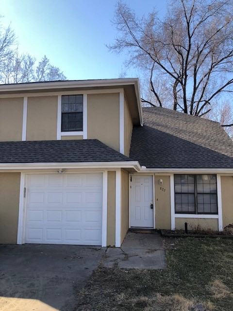 827 Elizabeth Ct - Photo 3 of 26