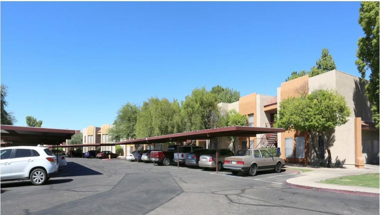 4040 W Peoria Ave - Photo 2 of 18