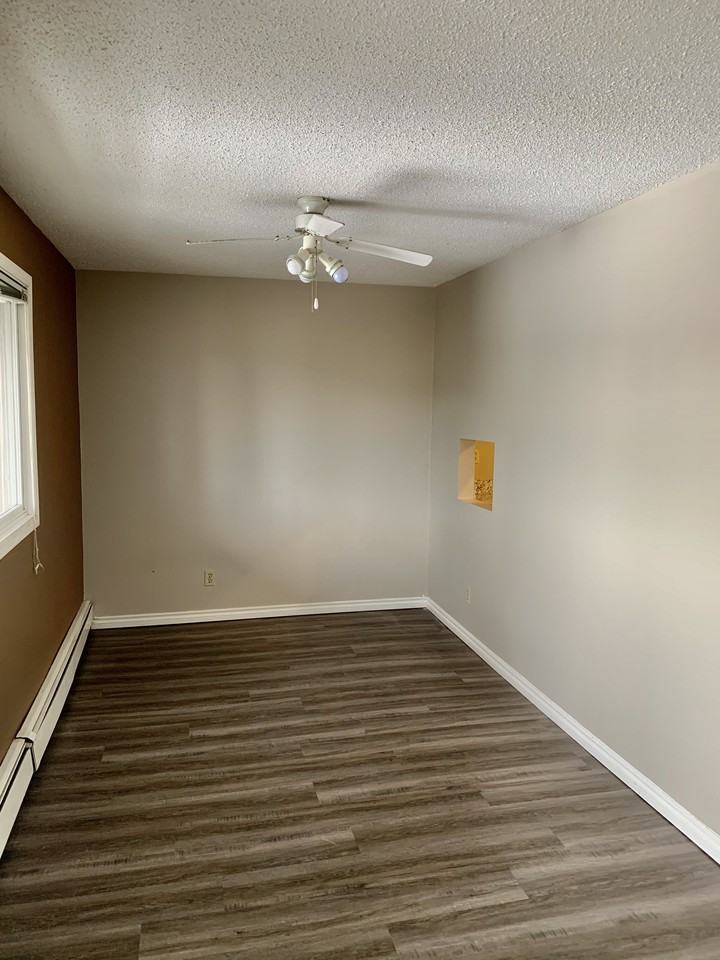 3803 76 St Nw - Photo 5 of 11