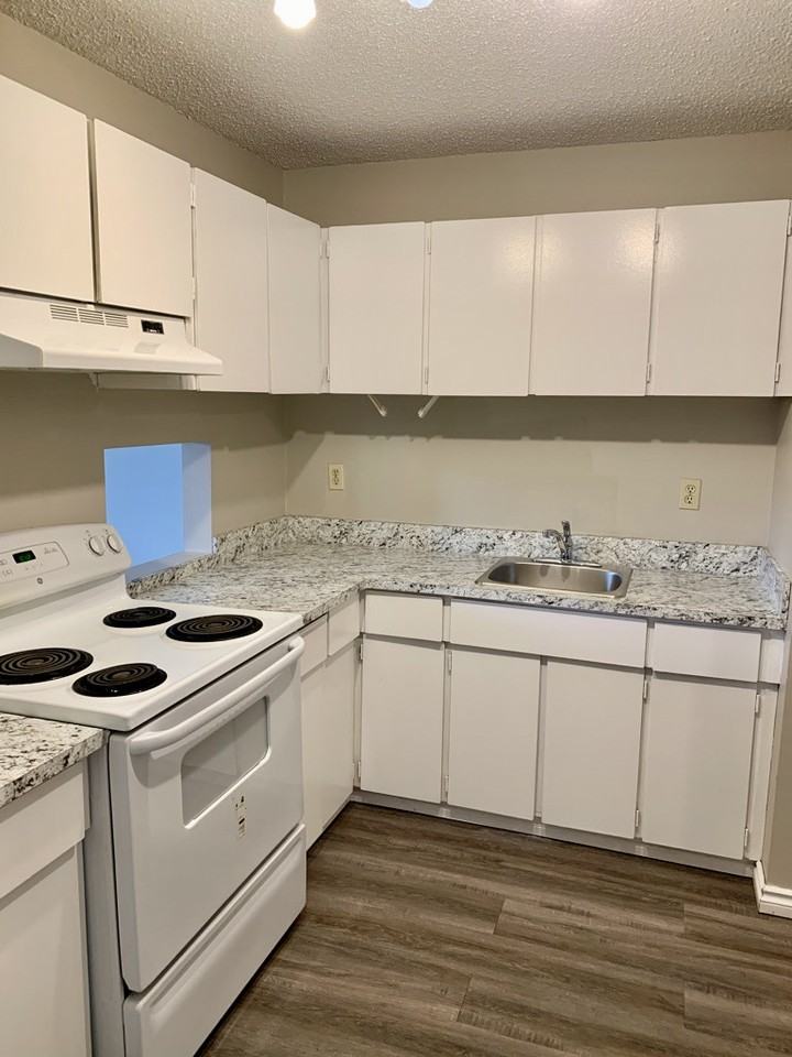 3803 76 St Nw - Photo 6 of 11