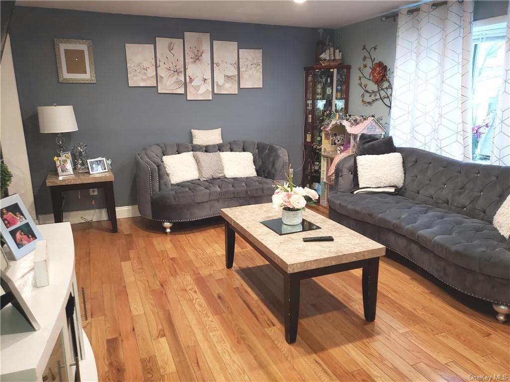 44 5th Ave - Photo 3 of 21