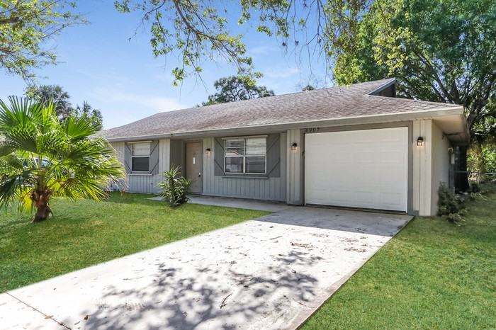 4907 Myrtle Dr - Photo 2 of 16