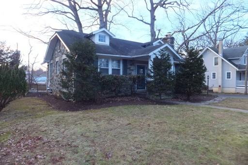 511 S Maple Ave - Photo 3 of 10