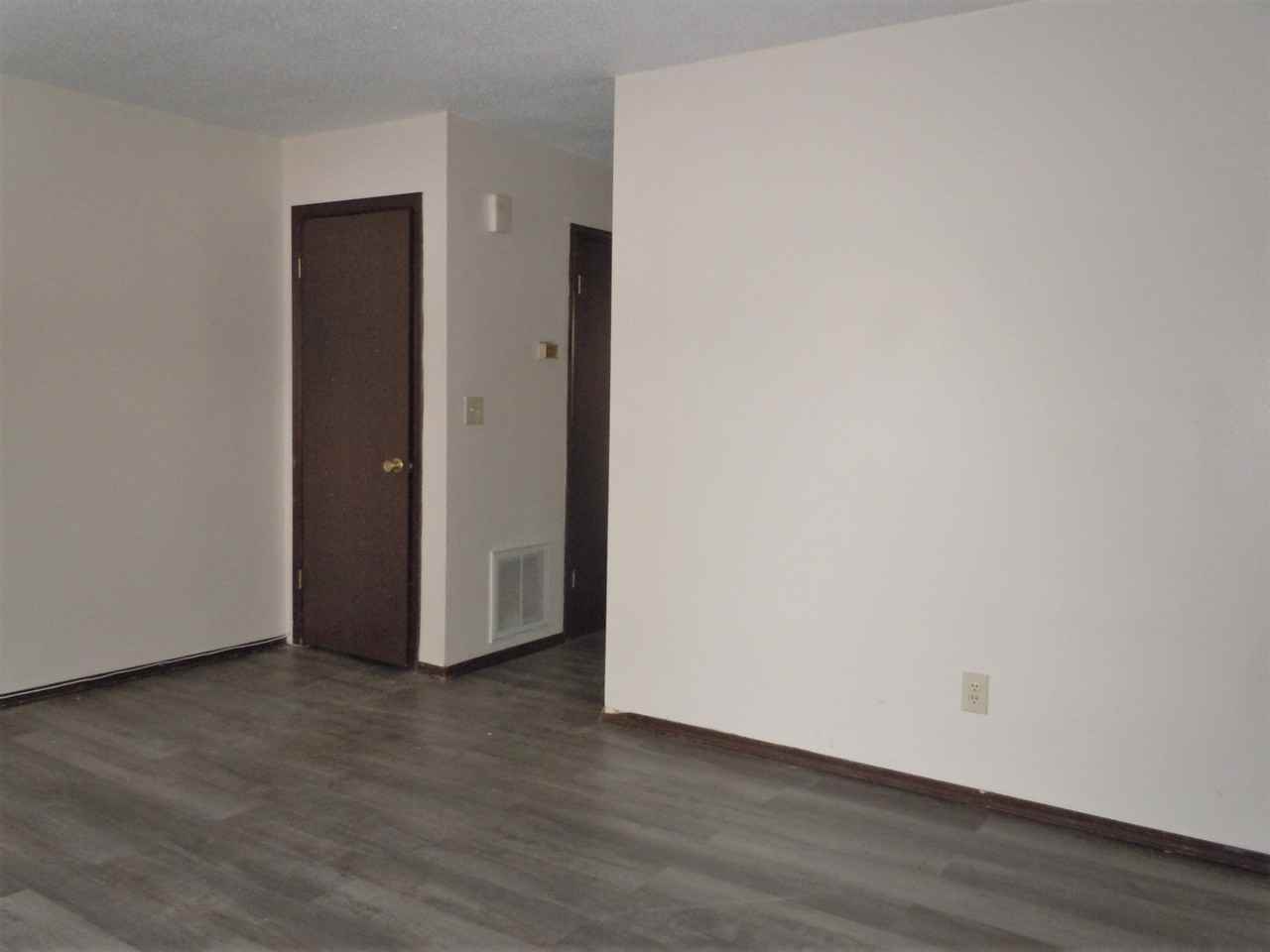 157 South Aurora Street - Photo 3 of 10