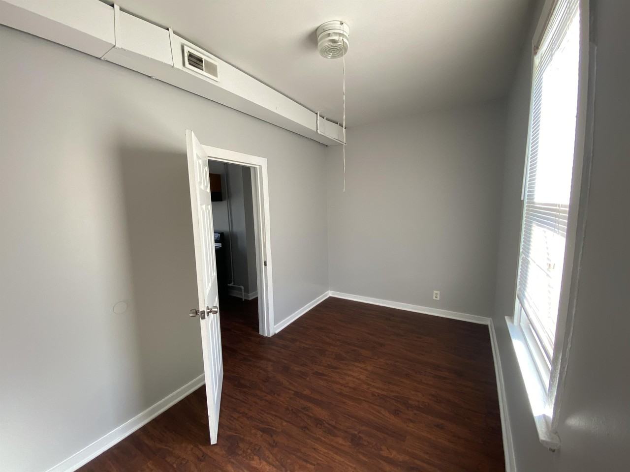 8401 S Muskegon - 2R #2R - Photo 5 of 10
