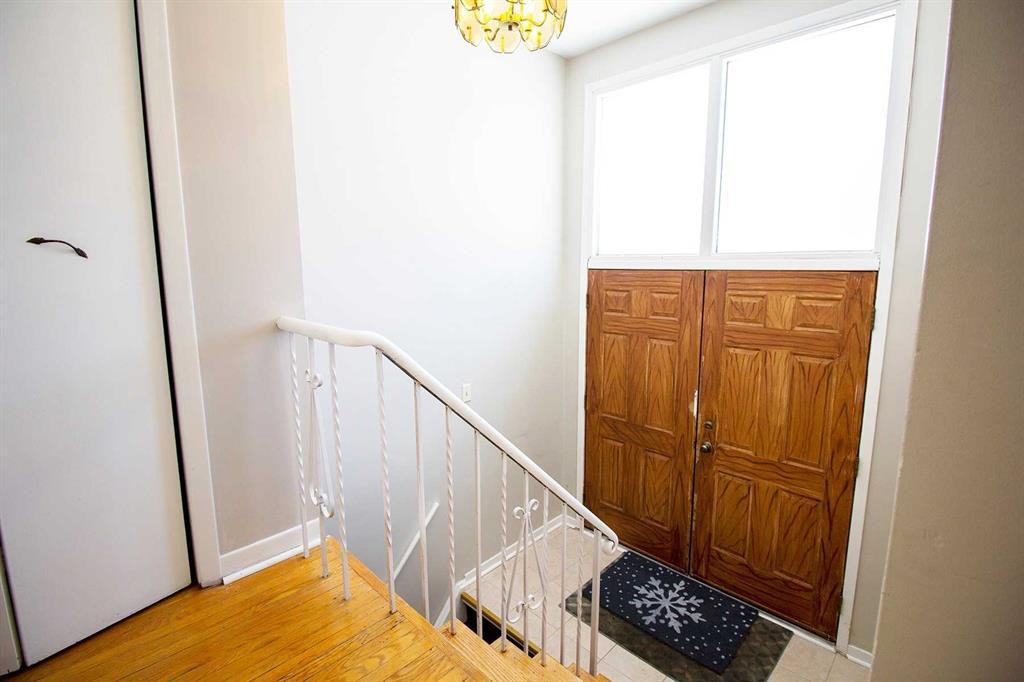 51 Wilkinson Drive - Photo 3 of 20