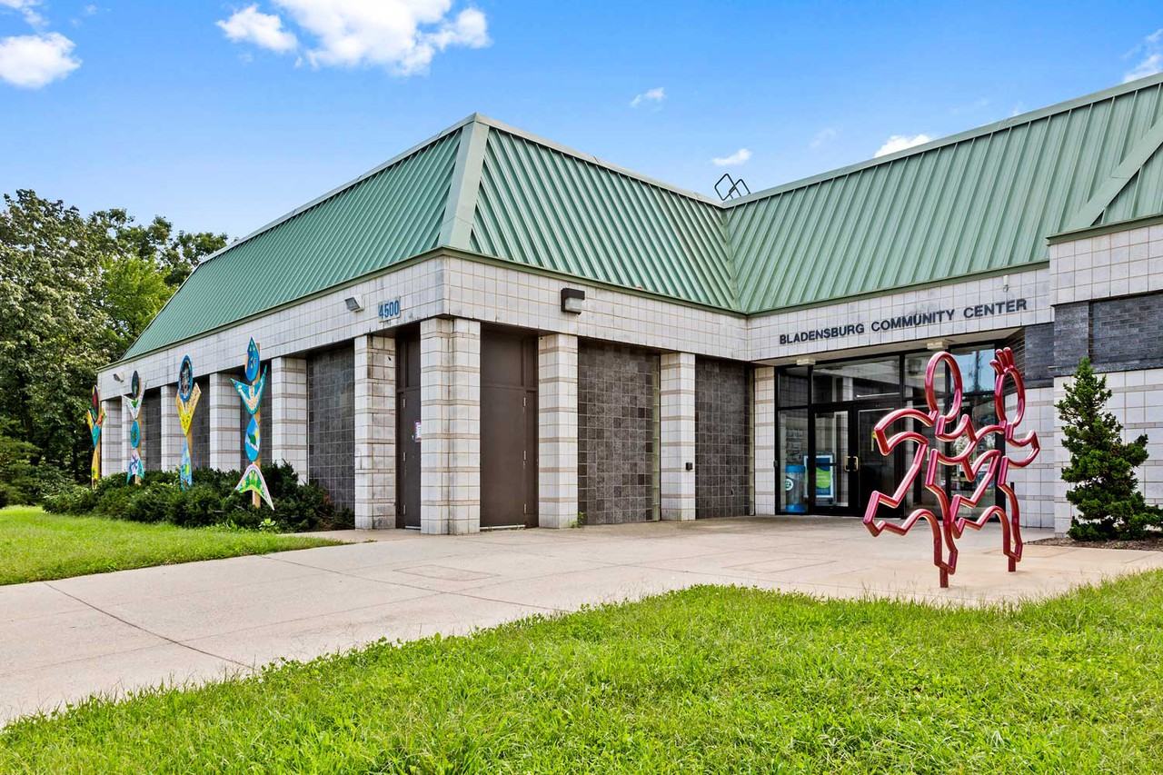 Heritage Square Apartments - Photo 2 of 42