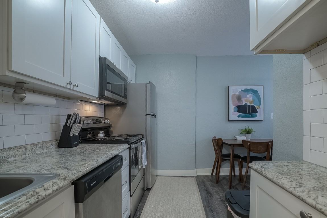 3811 Mercier St #3811-201 - Photo 7 of 18